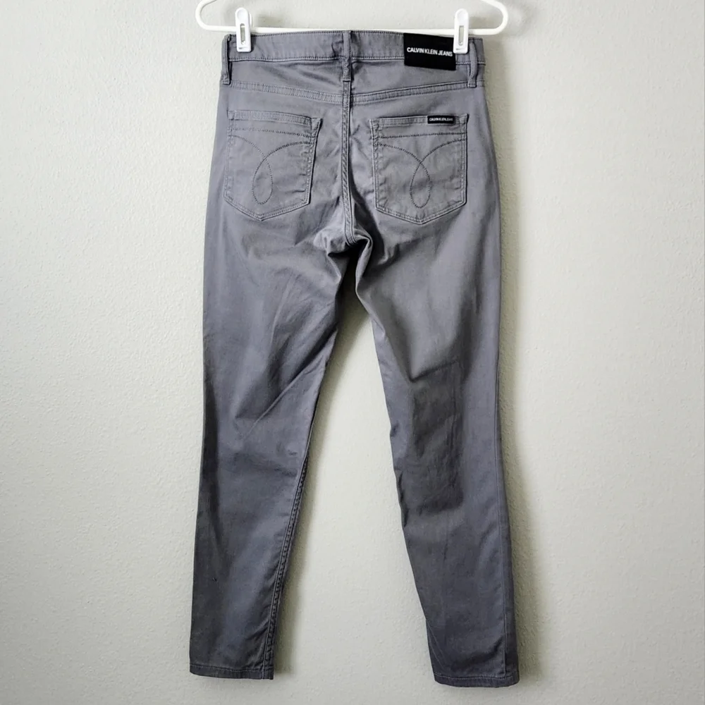 Calvin Klein Jeans Gray Ankle Skinny Lightweight Pants With Stretch, Size 4